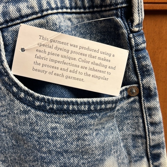 INC Core Short - Picture 4 of 5